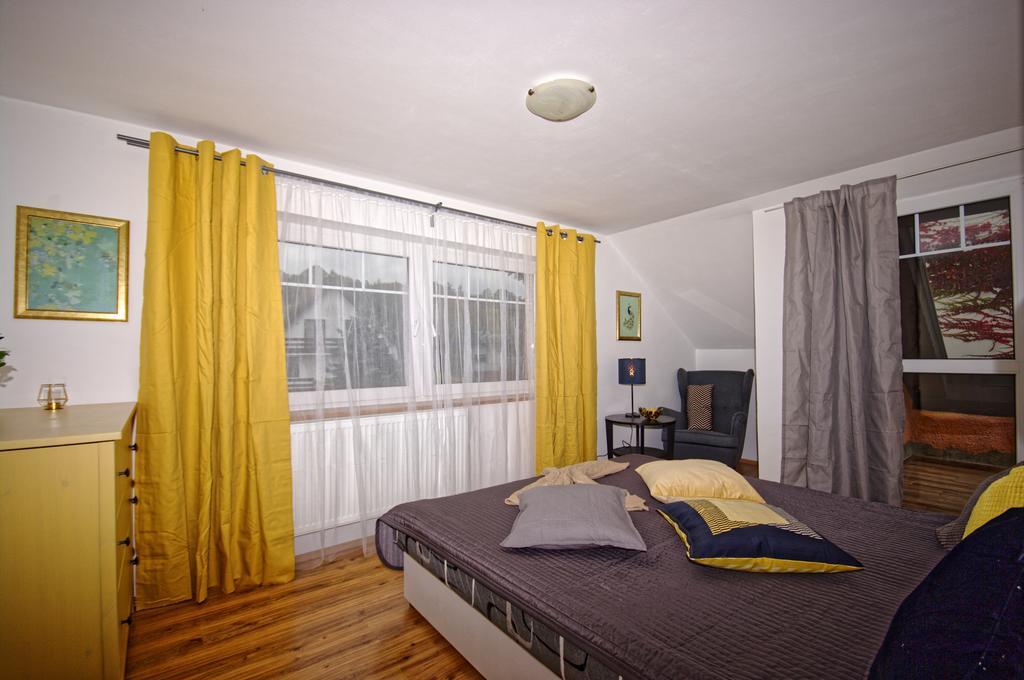 Cozy Gardens Apartments In プラハ エクステリア 写真